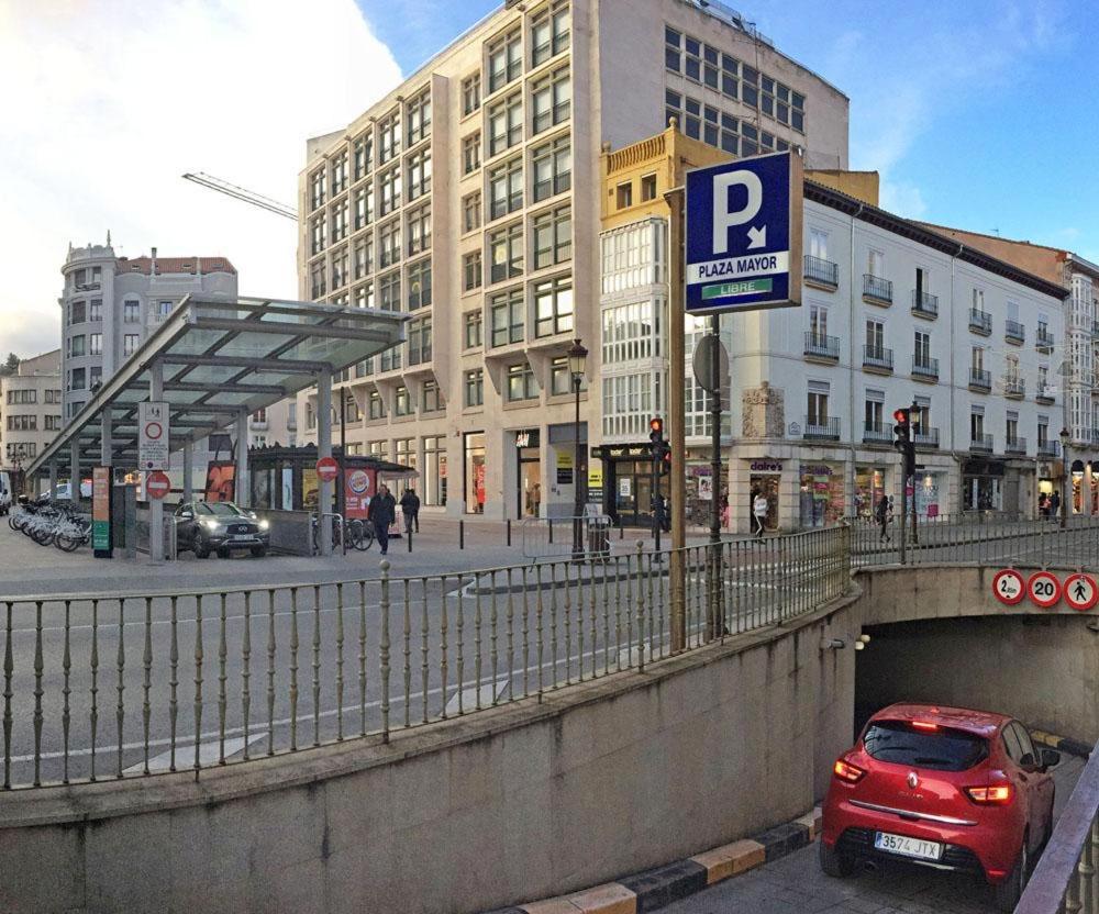 Atuaire Home Preciosa Vivienda Vistas A La Catedral Parking Incluido Burgo Exteriör bild